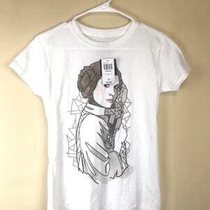 Star Wars Princess Leia white short sleeve shirt size medium
